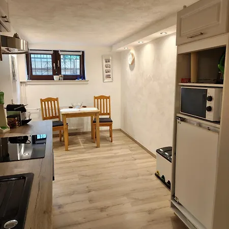 Apartment Ferienunterkunft *